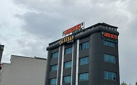 Lucca Suites Hotel